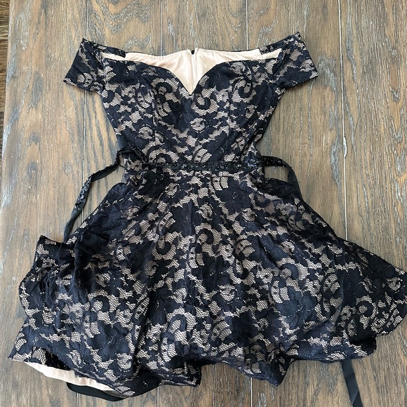 Dresses & Skirts - Homecoming Dress